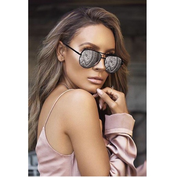 Quay Australia Accessories - Quay High Key Aviator Sunglasses